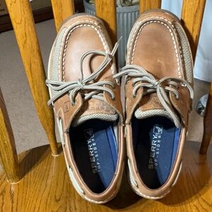 Sperry top-sider deck shoes